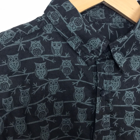 NWT Straight Faded Button Down Shirt Owl Pattern - Picture 3 of 8